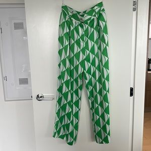 NWT Wide Leg Green Patterned Pants